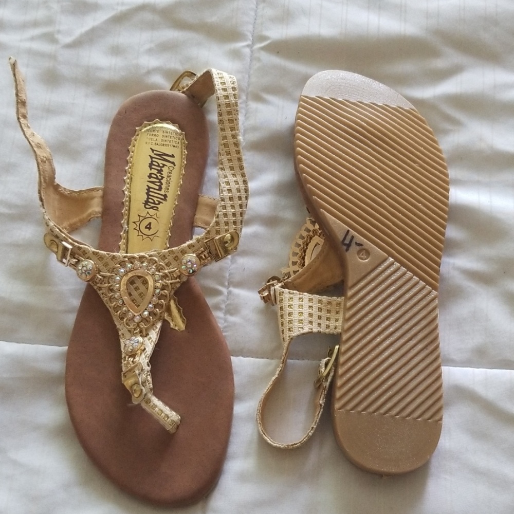 Sandels
